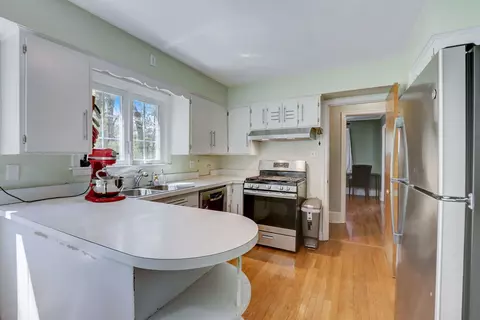 621 Van St, Elgin, IL 60123 photo 11