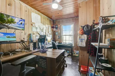621 Van St, Elgin, IL 60123 photo 20