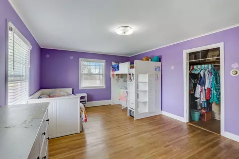 621 Van St, Elgin, IL 60123 photo 32