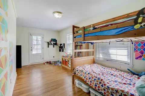 621 Van St, Elgin, IL 60123 photo 28
