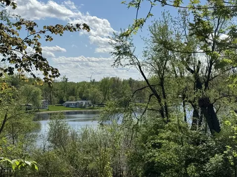 16-194 Woodhaven Lks, Sublette, IL 61367