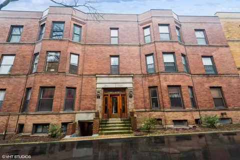 741 W California Ter #2, Chicago, IL 60657