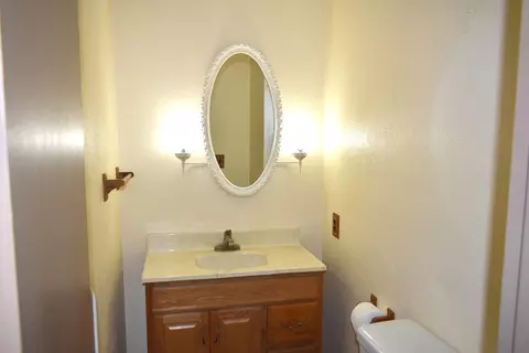 Bath - 1004 12 S Adelaide St, Normal, IL 61761 photo 1 of 2