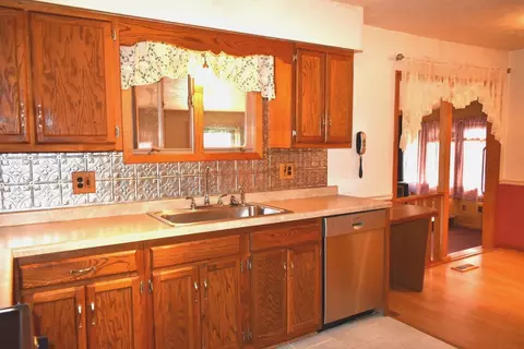 Kitchen - 1004 12 S Adelaide St, Normal, IL 61761 photo 2 of 4