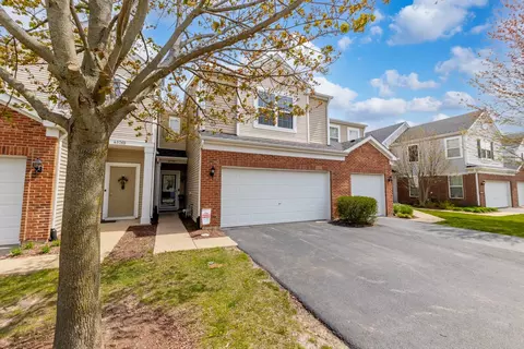 4576 Camden Ln #C, Yorkville, IL 60560