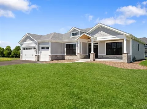 3445 Blazing Star Ct, Geneva, IL 60134