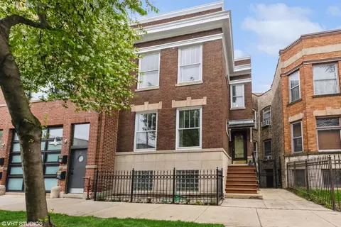 1221 W Gunnison St, Chicago, IL 60640