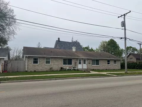 531-33 Congdon Ave, Elgin, IL 60120