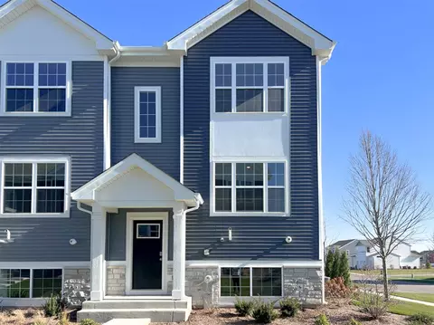 6501 Linden Trl #F, Wonder Lake, IL 60097