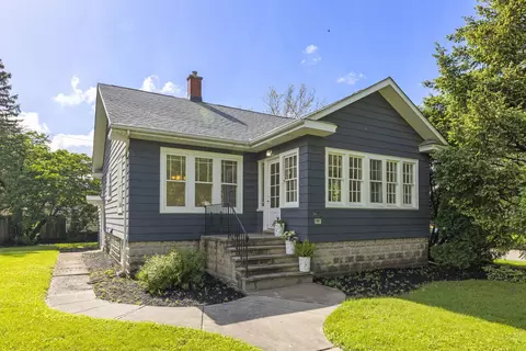 905 Dawes Ave, Joliet, IL 60435