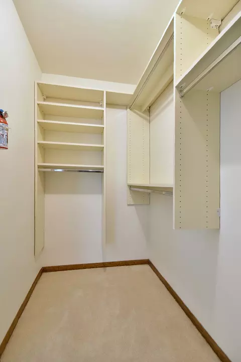 Other - 809 Biltmore Ct, Naperville, IL 60563 photo 5 of 9