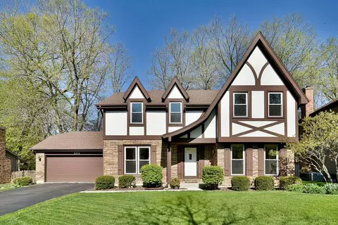 809 Biltmore Ct, Naperville, IL 60563