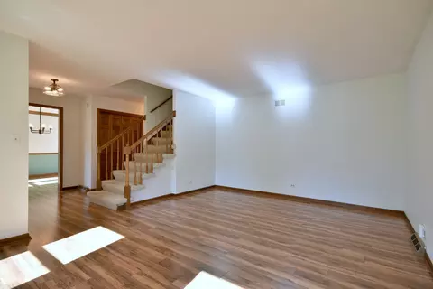 Other - 809 Biltmore Ct, Naperville, IL 60563 photo 2 of 9