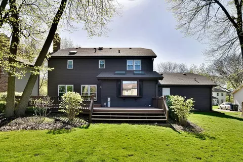 Exterior - 809 Biltmore Ct, Naperville, IL 60563 photo 3 of 6