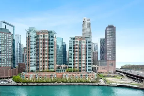 415 E North Water St #1206, Chicago, IL 60611