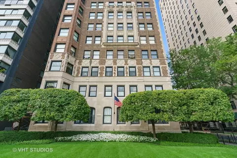 1448 N Lake Shore Dr #1B, Chicago, IL 60610