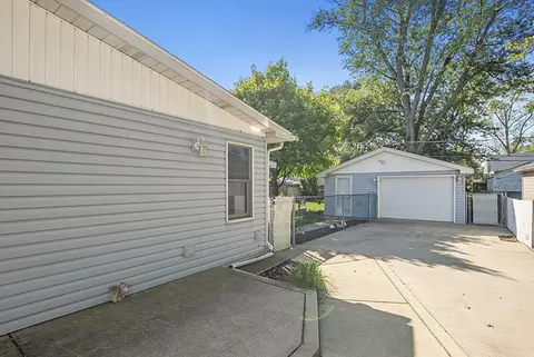 Exterior - 14840 Keystone Ave, Midlothian, IL 60445 photo 2 of 4