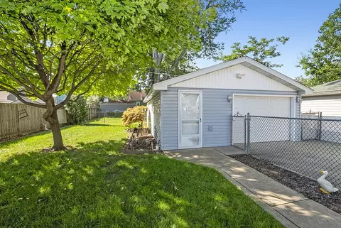 Exterior - 14840 Keystone Ave, Midlothian, IL 60445 photo 3 of 4