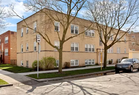 5323 N Rockwell St #101, Chicago, IL 60625