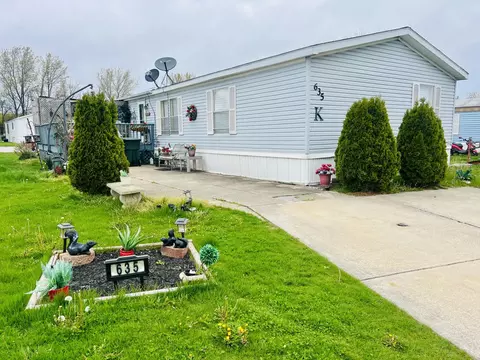 635 Colleen Dr, Lynwood, IL 60411