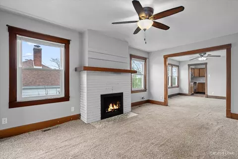 Living - 719 E 3rd St, Dixon, IL 61021 photo 1 of 1
