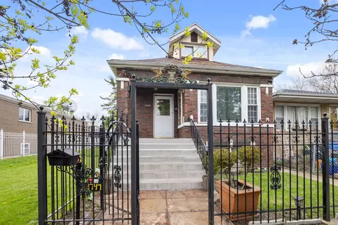 3747 W 61st Pl, Chicago, IL 60629
