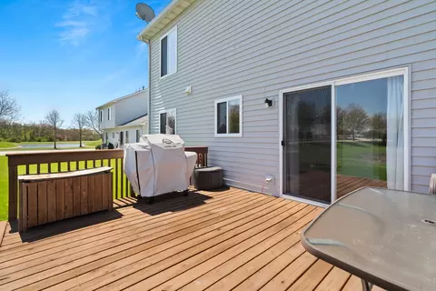 Exterior - 622 Deames St, Plano, IL 60545 photo 3 of 10