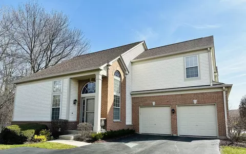 2820 Waterfront Ave, Algonquin, IL 60102