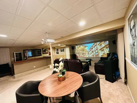 Living - 2820 Waterfront Ave, Algonquin, IL 60102 photo 7 of 8
