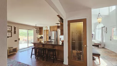 Kitchen - 469 Knoll Crest Dr, Bartlett, IL 60103 photo 3 of 3