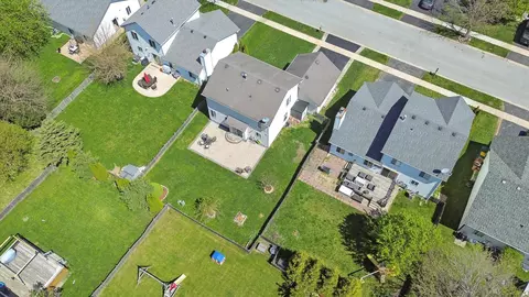 Exterior - 21754 W Halifax Dr, Plainfield, IL 60544 photo 9 of 9