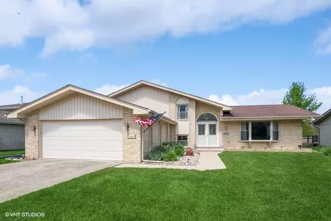 13856 Secretariat Ln, Orland Park, IL 60467