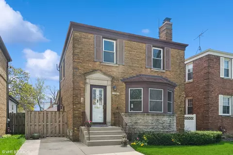 2551 W 110th St, Chicago, IL 60655