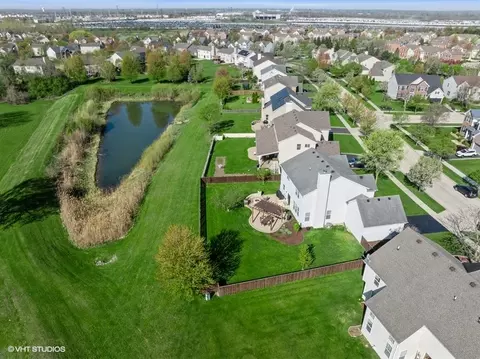 View/Area - 1021 Biltmore Dr, Elgin, IL 60120 photo 2 of 3