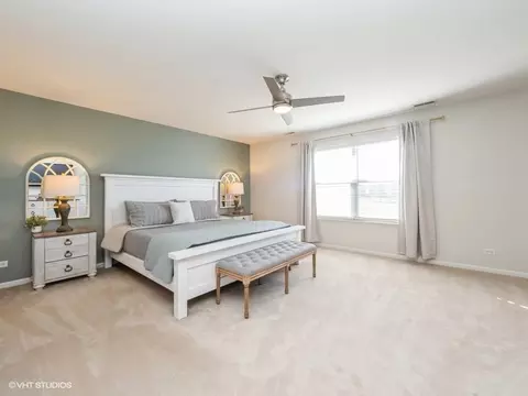 Bedroom - 1021 Biltmore Dr, Elgin, IL 60120 photo 1 of 5