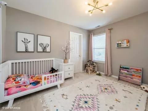 Bedroom - 1021 Biltmore Dr, Elgin, IL 60120 photo 3 of 5