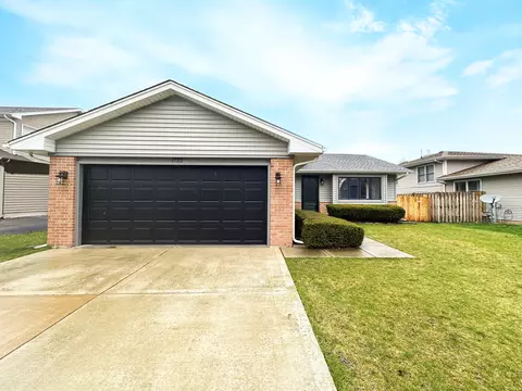 1722 Red Bud Rd, Bolingbrook, IL 60490