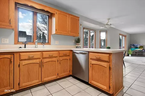Kitchen - 25012 Vermette Rd, Plainfield, IL 60585 photo 2 of 2