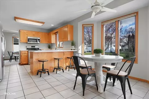 Kitchen - 25012 Vermette Rd, Plainfield, IL 60585 photo 1 of 2