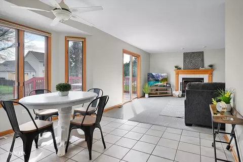 Dining - 25012 Vermette Rd, Plainfield, IL 60585 photo 1 of 2