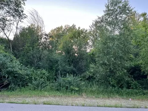 100 Hawthorne Rd, Barrington, IL 60010