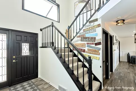 Entry Way - 704 Deerpath Rd, Harvard, IL 60033 photo 1 of 1