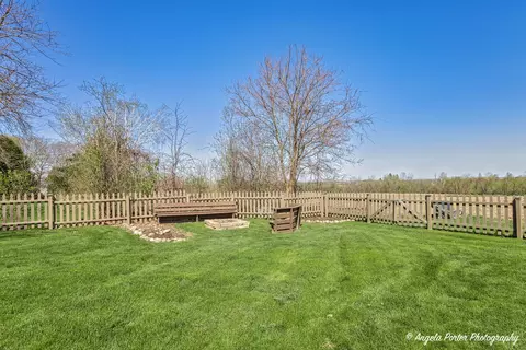 Exterior - 704 Deerpath Rd, Harvard, IL 60033 photo 12 of 16