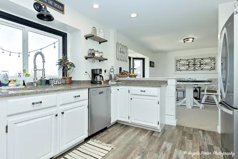Kitchen - 704 Deerpath Rd, Harvard, IL 60033 photo 4 of 7