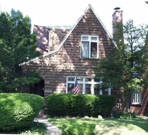 10532 S Bell Ave, Chicago, IL 60643