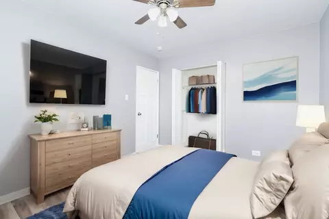 Bedroom - 16253 Oxford Dr, Markham, IL 60428 photo 1 of 5