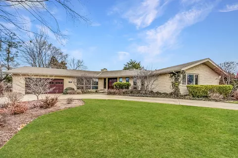 1309 Shagbark Dr, Des Plaines, IL 60018