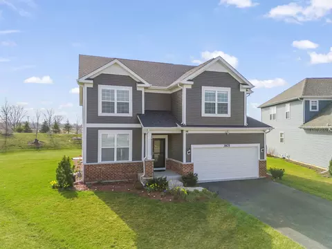 3875 Gold Cup Ln, Naperville, IL 60564