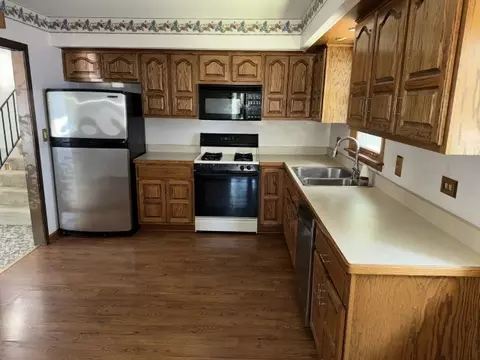 Kitchen - 1301 Wilson Ave, Wheaton, IL 60189 photo 3 of 4