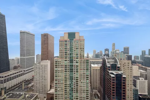 View/Area - 30 E Huron St #5601, Chicago, IL 60611 photo 2 of 3